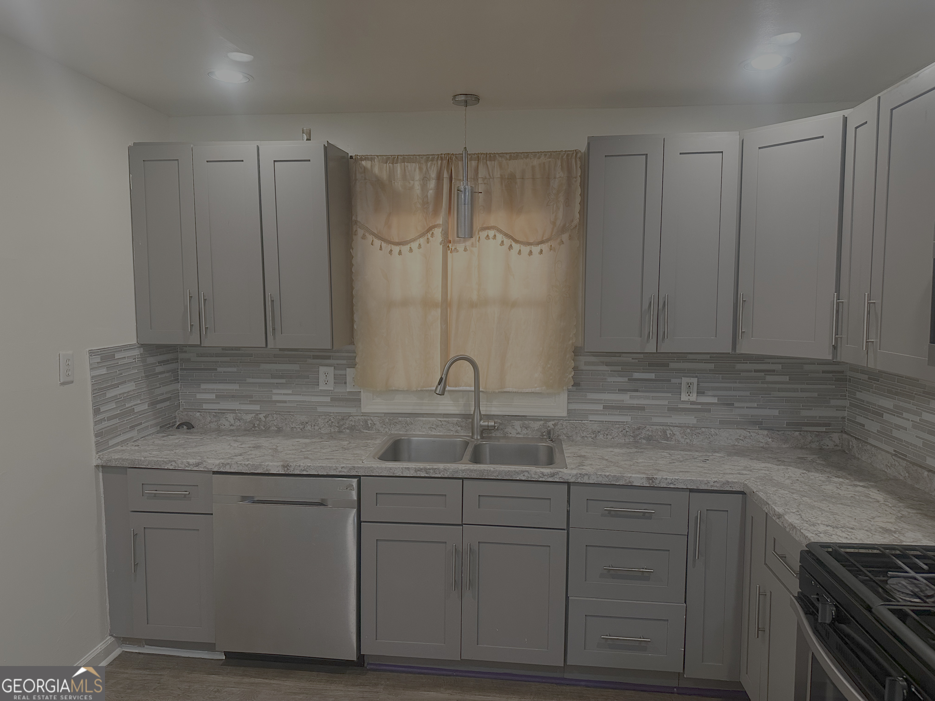 1523 Sagewood Circle Stone Mountain GA 30083