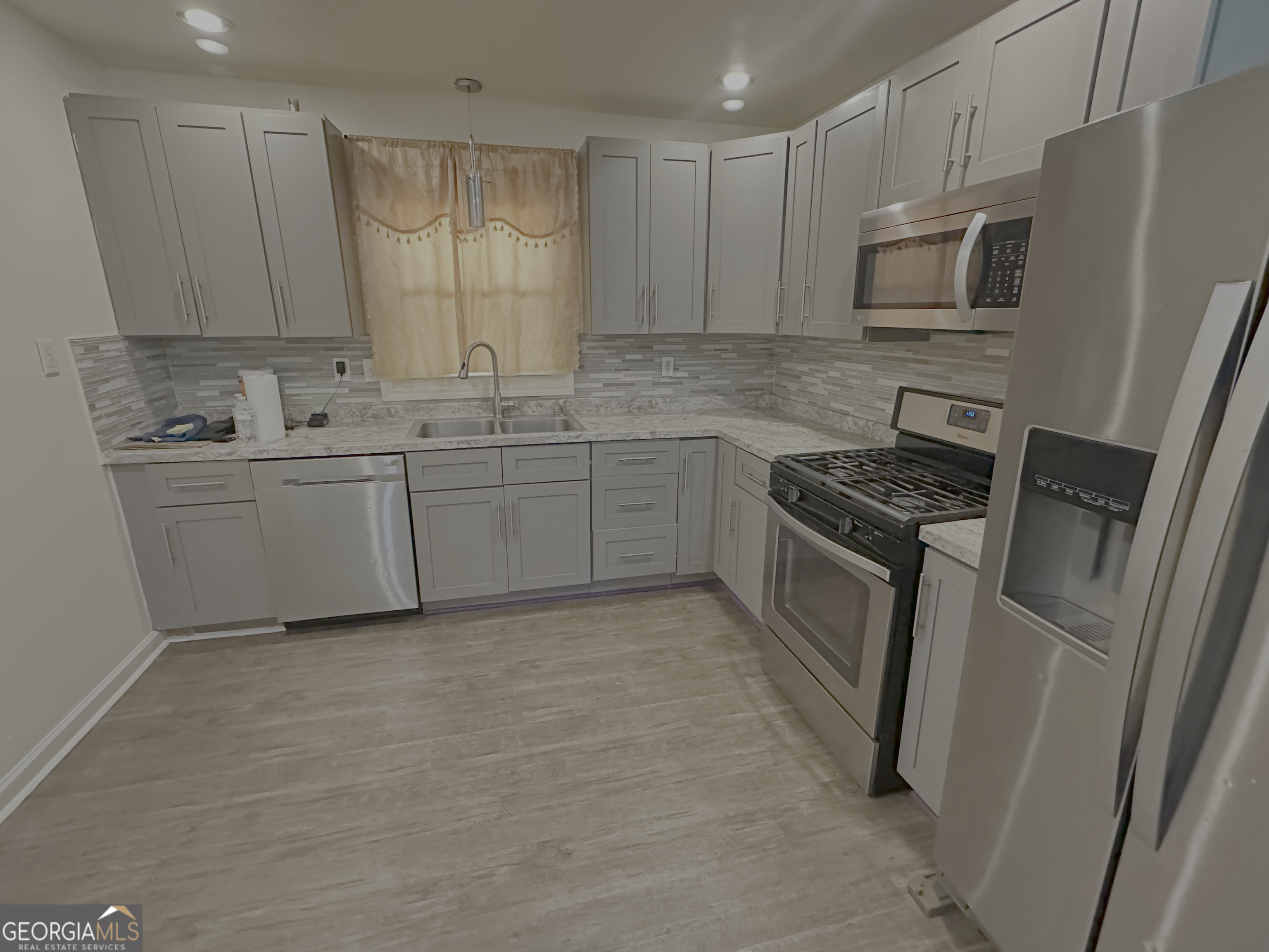 1523 Sagewood Circle Stone Mountain GA 30083