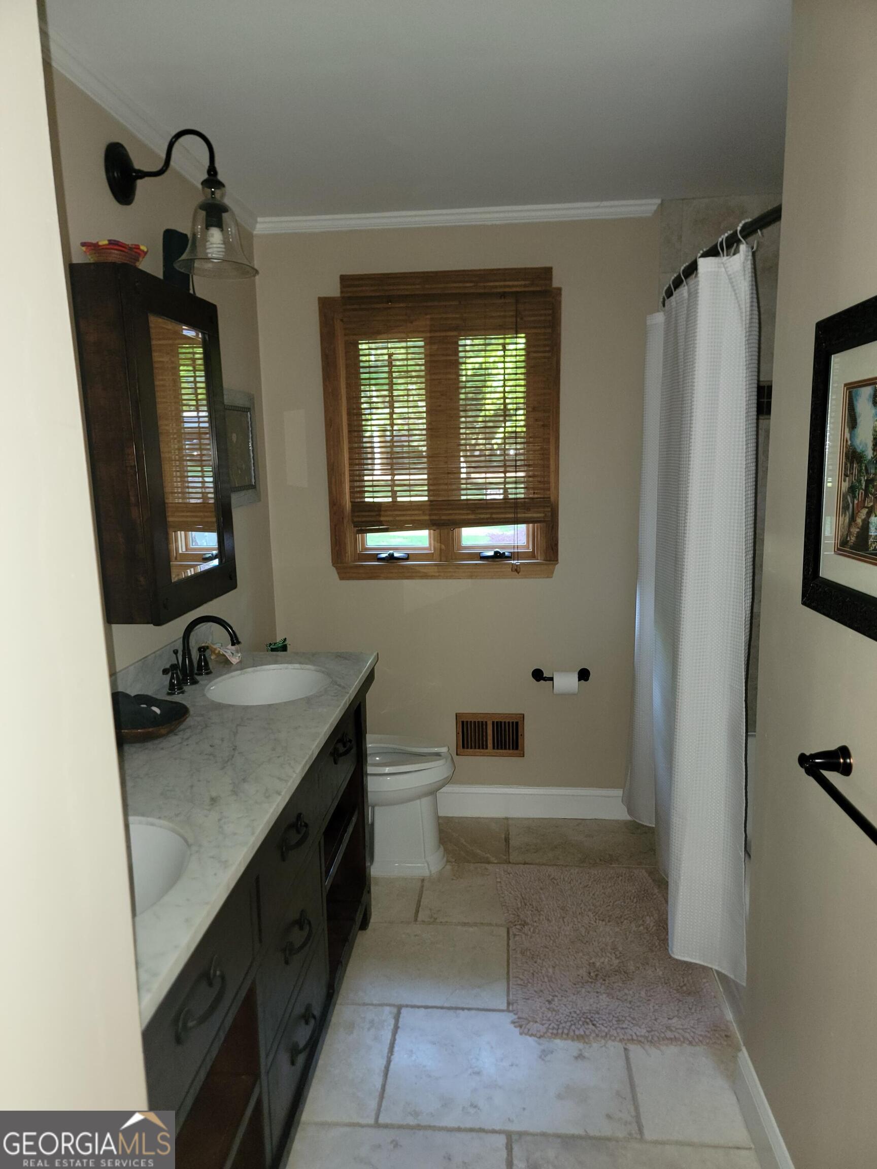 2469 Circlewood Road NE Atlanta GA 30345
