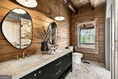 1312 Hicks Ford Road Ellijay GA 30540