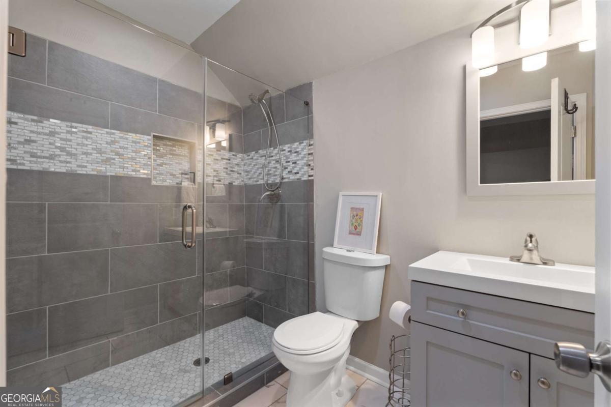 2100 Drew Drive NW Atlanta GA 30318