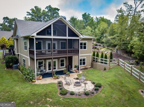 2068 Gallatin Road Young Harris GA 30582