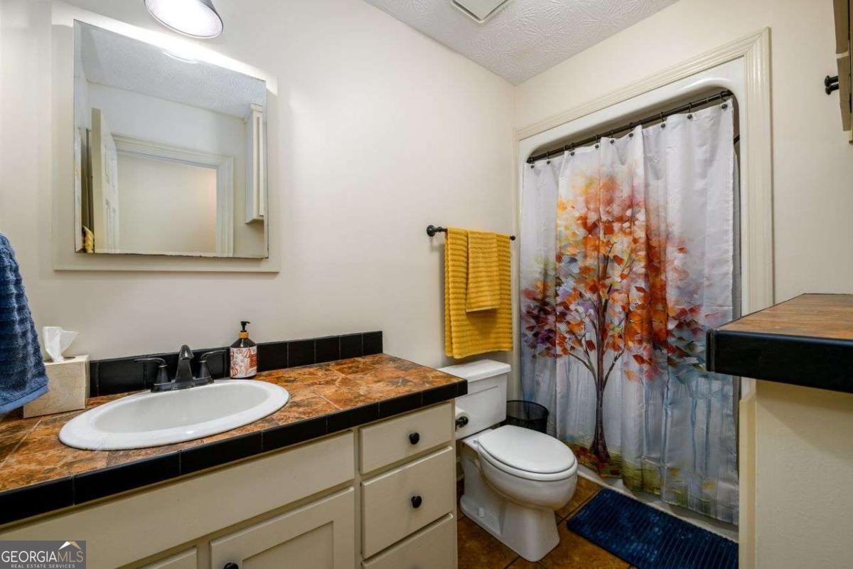 4955 H D Atha Road Covington GA 30014