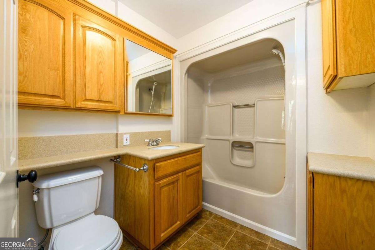 4955 H D Atha Road Covington GA 30014