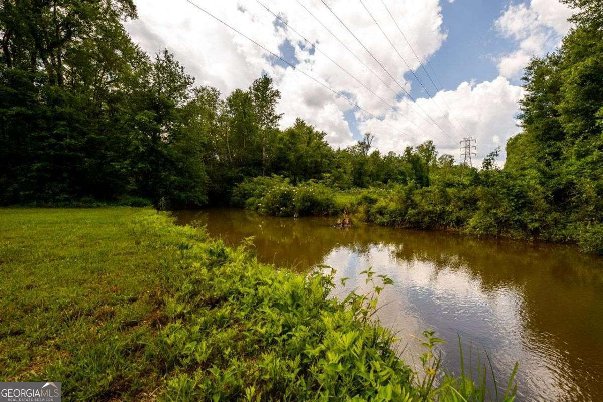 4955 H D Atha Road Covington GA 30014