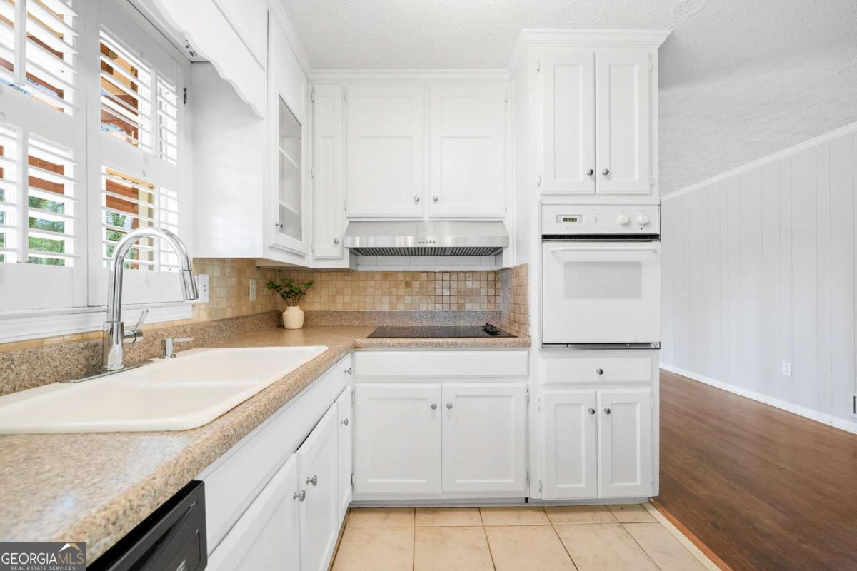 155 King David Drive Lilburn GA 30047