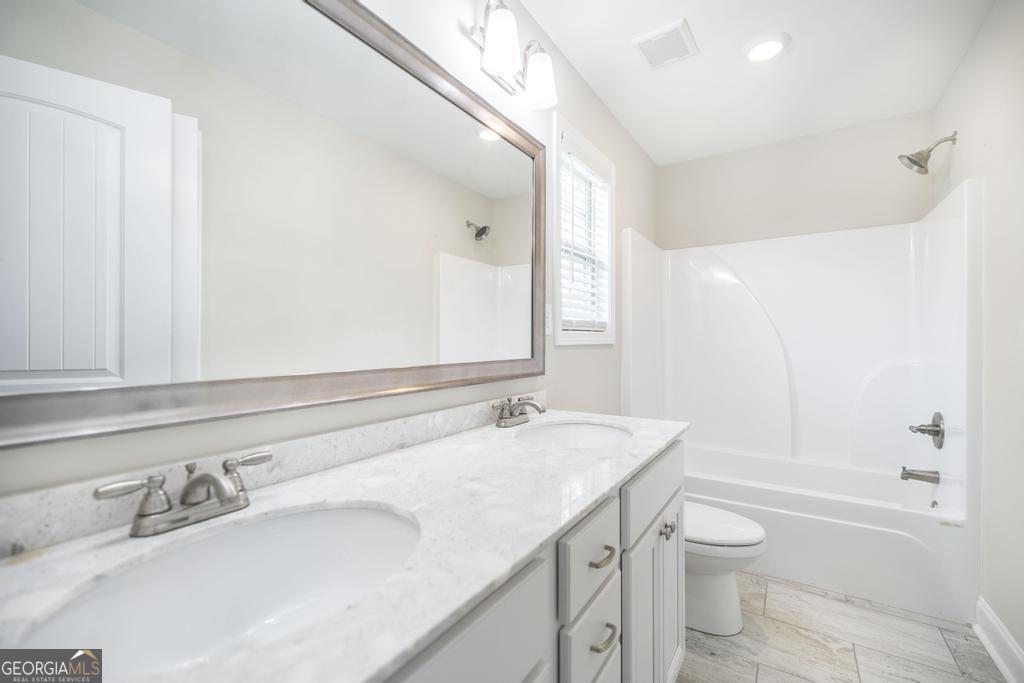 216 Georgian Walk Byron GA 31008