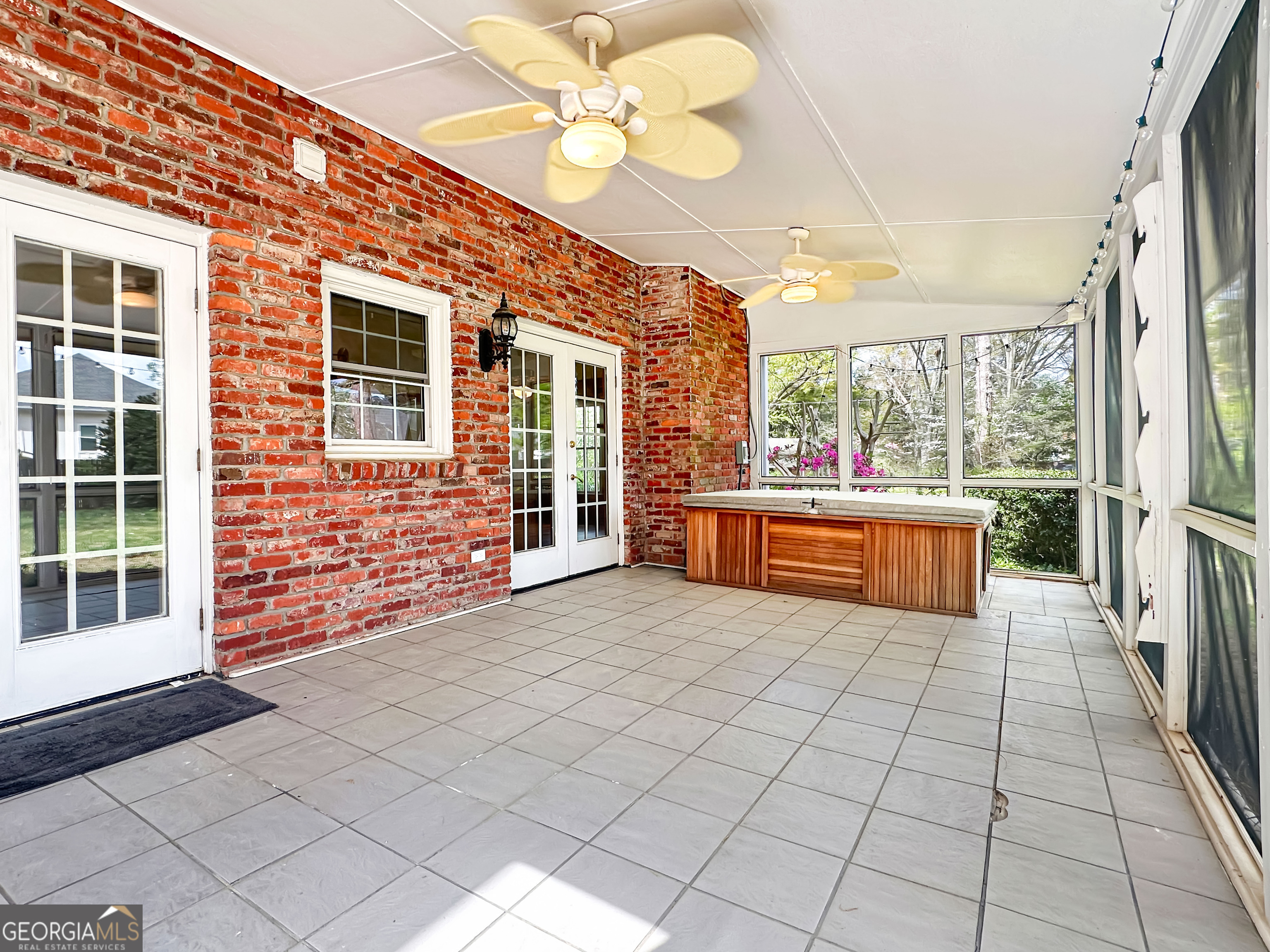 2484 Powers Ferry Drive SE Marietta GA 30067