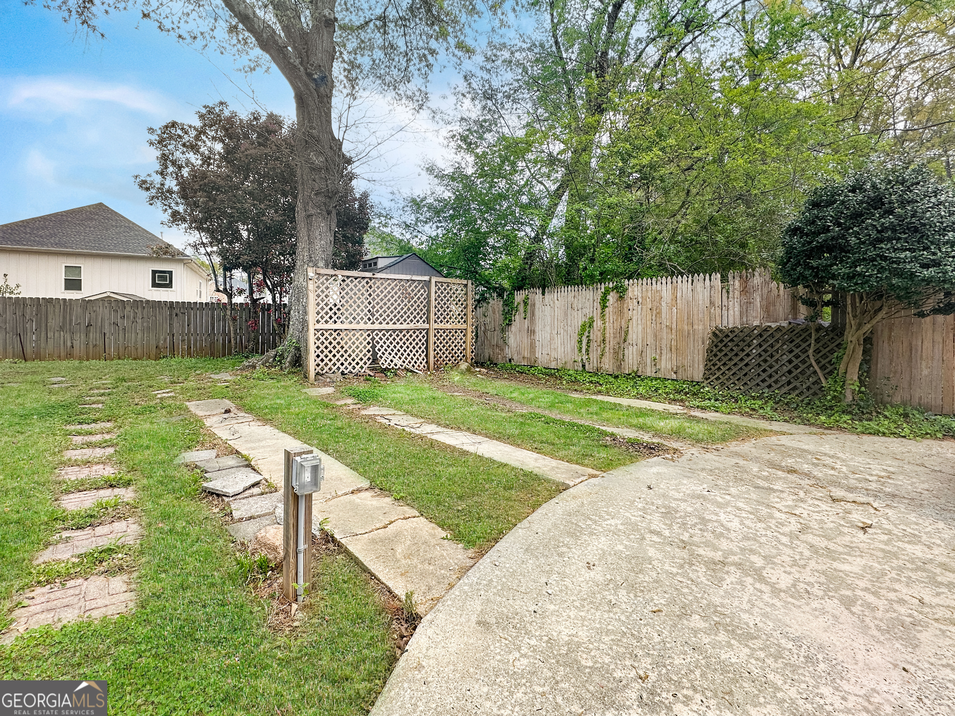 2484 Powers Ferry Drive SE Marietta GA 30067