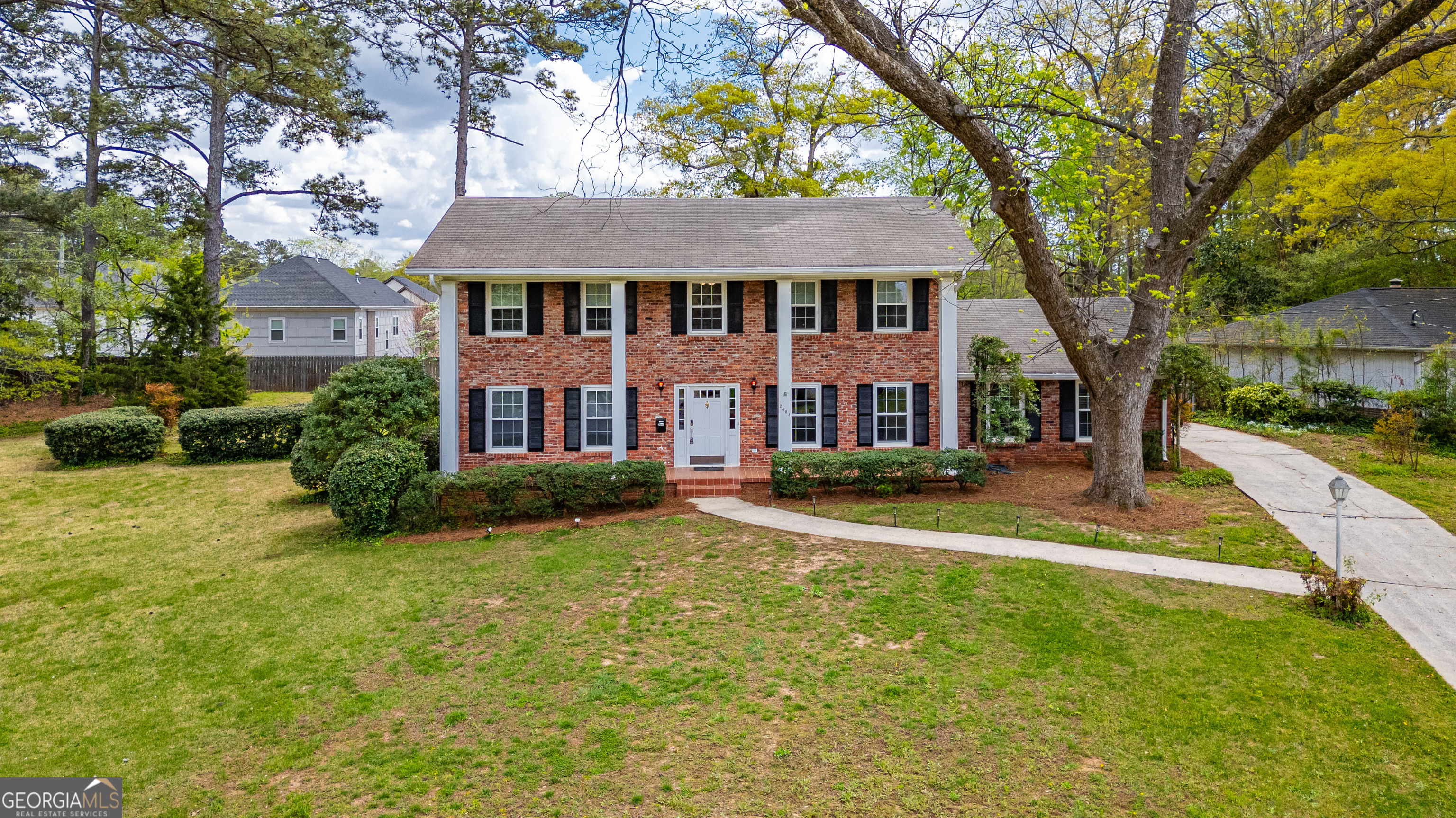 2484 Powers Ferry Drive SE Marietta GA 30067