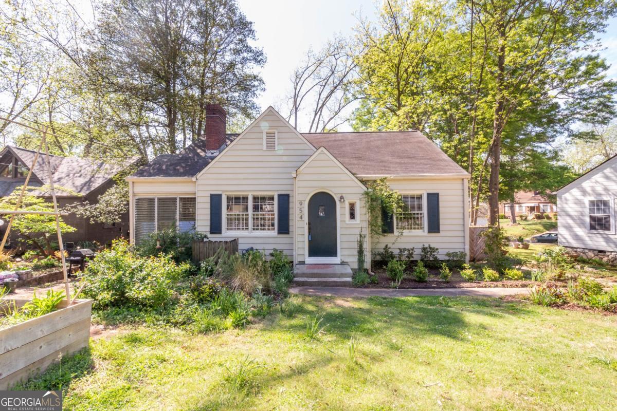 954 Sylvan Place SW Atlanta GA 30310