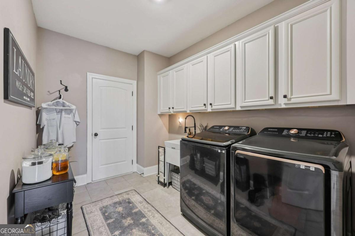 602 Red Leaf Way Canton GA 30114