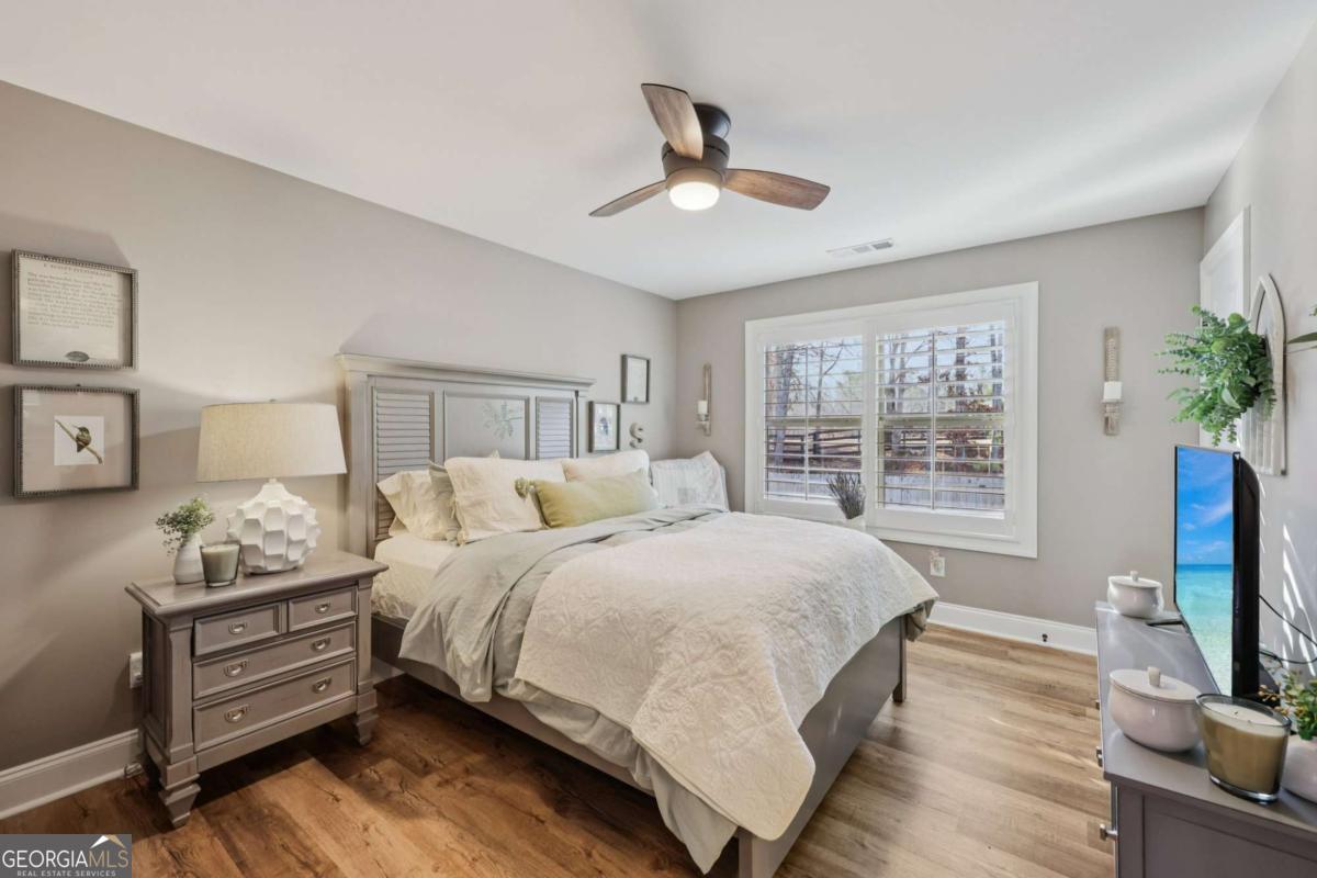 602 Red Leaf Way Canton GA 30114