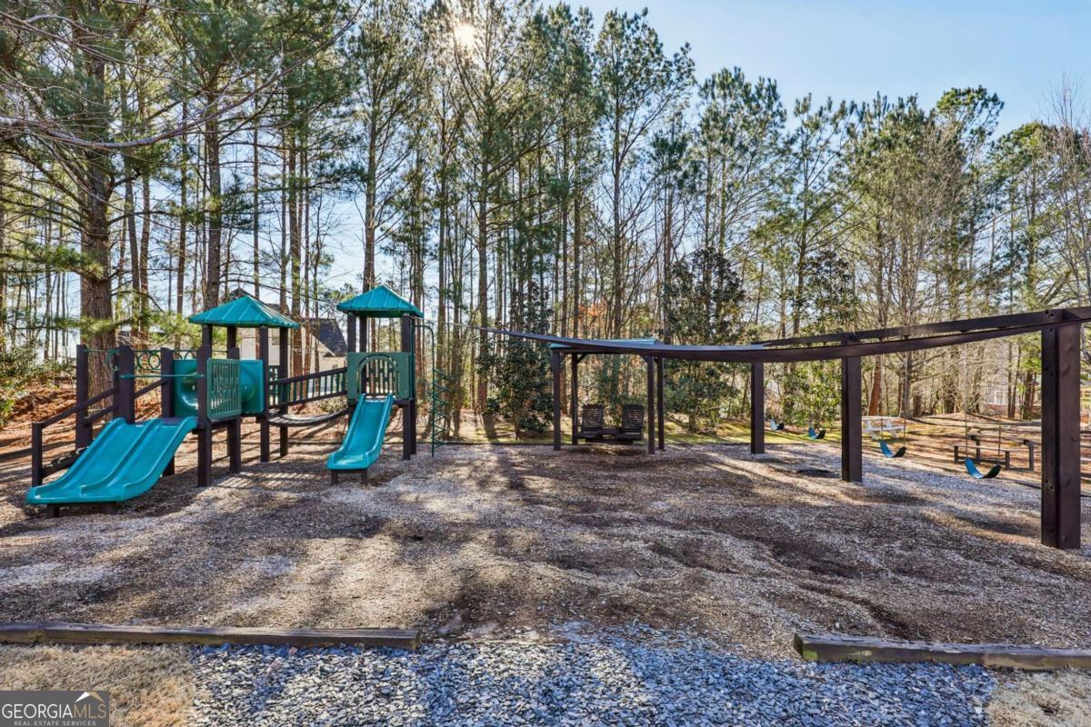 602 Red Leaf Way Canton GA 30114