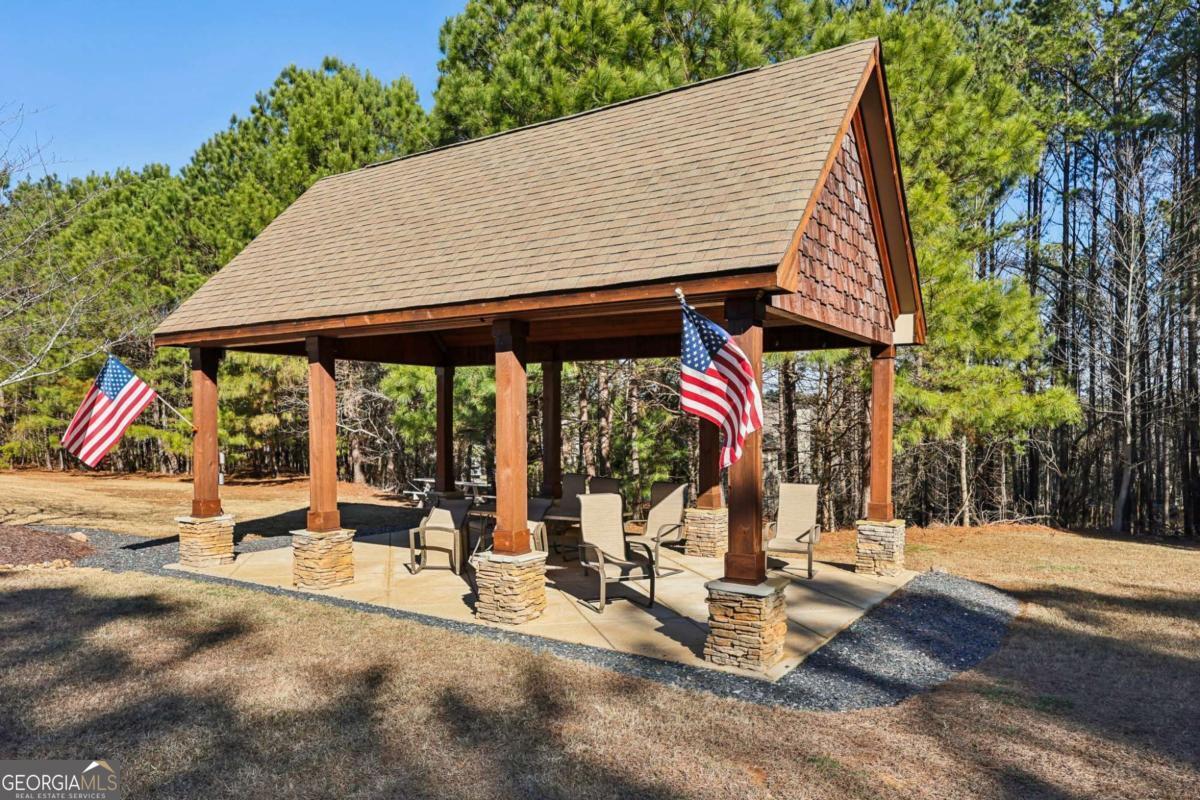 602 Red Leaf Way Canton GA 30114