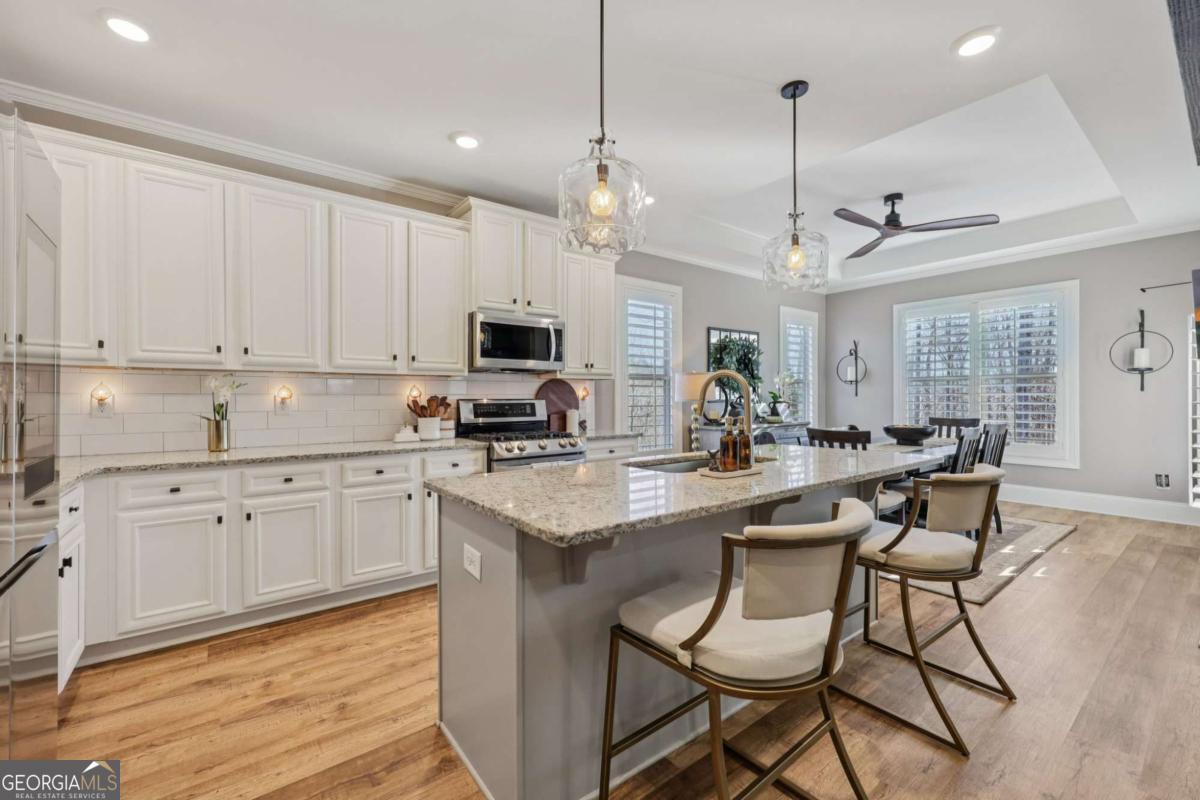 602 Red Leaf Way Canton GA 30114