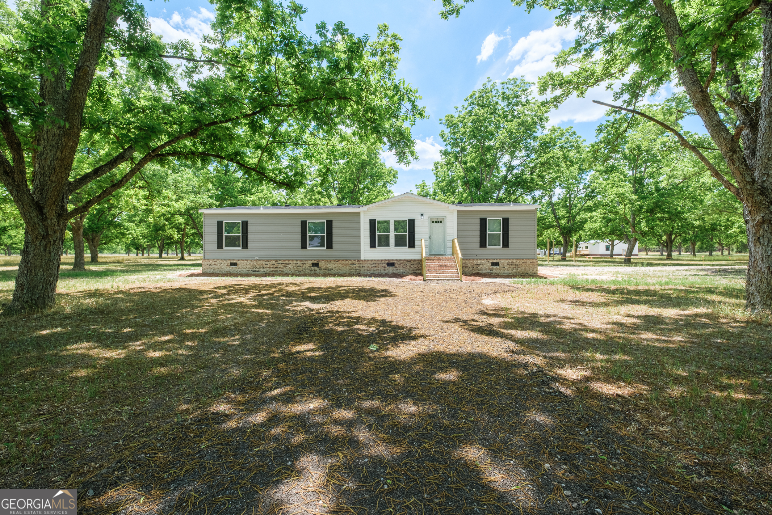 2959 Lake Lannell Road Odum GA 31555