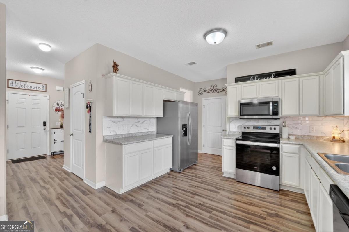 1766 Wiregrass Way Hinesville GA 31313