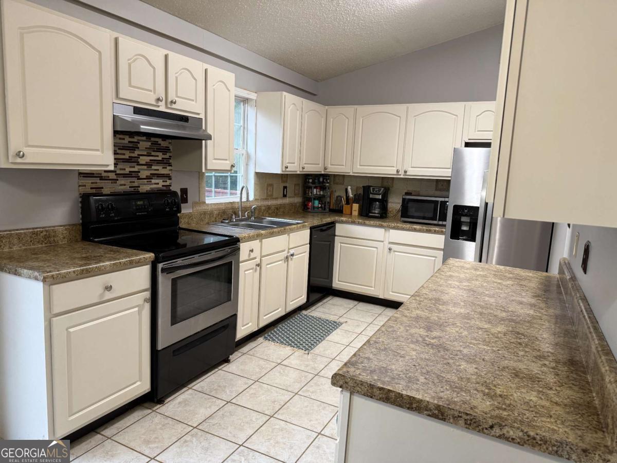 550 Smith Starley Road NE Mcintyre GA 31054