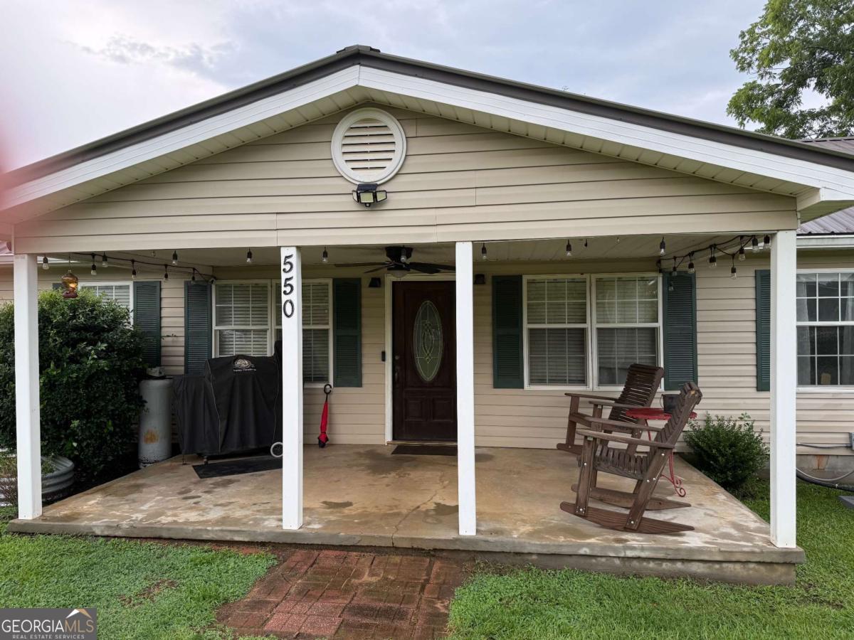 550 Smith Starley Road NE Mcintyre GA 31054