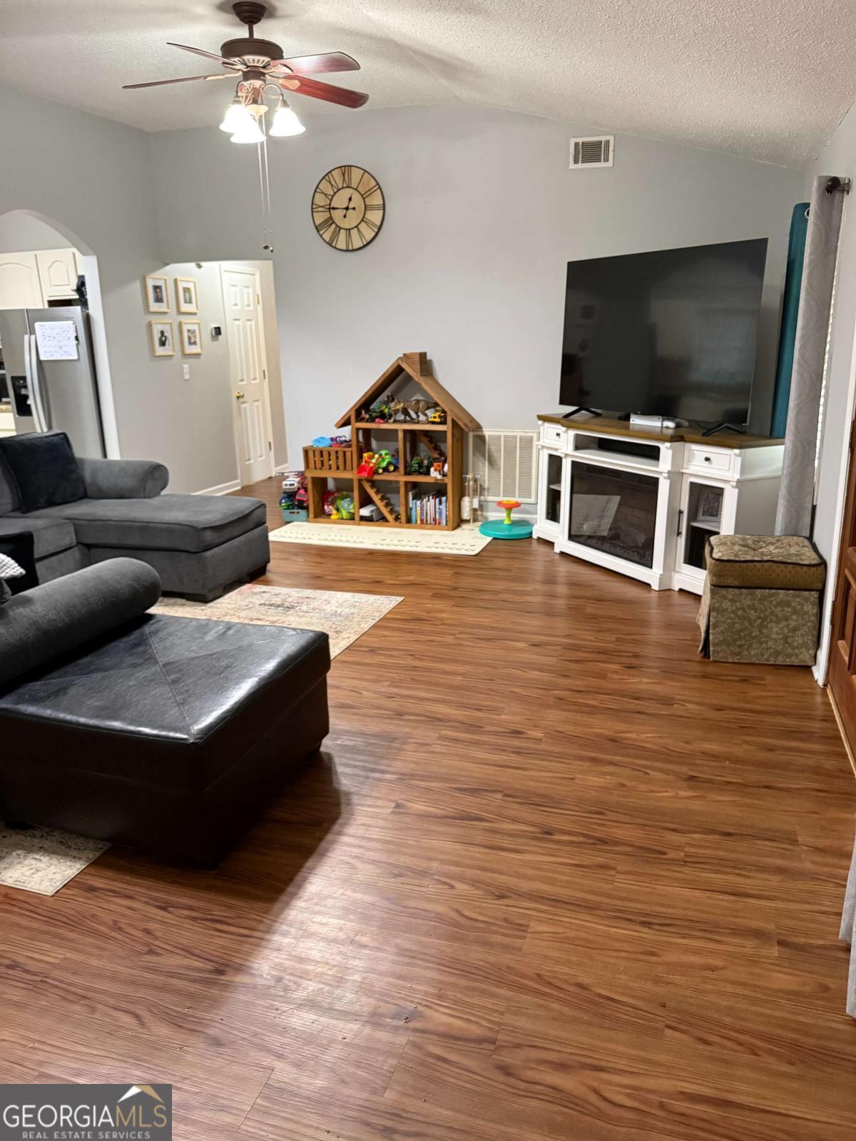 550 Smith Starley Road NE Mcintyre GA 31054