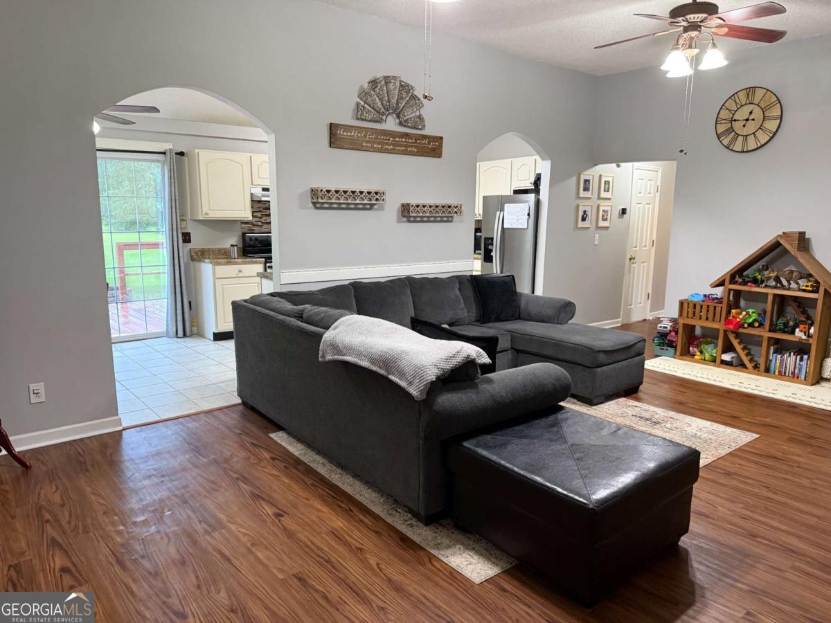 550 Smith Starley Road NE Mcintyre GA 31054
