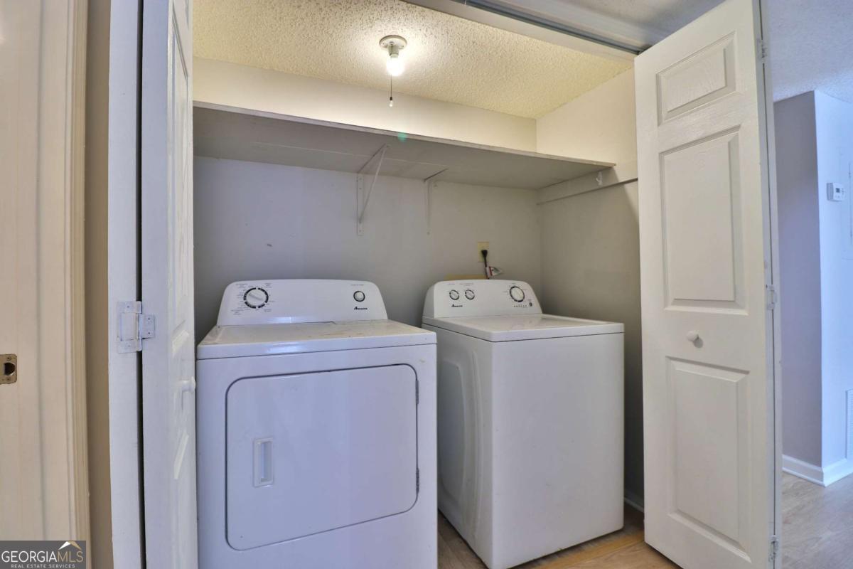 1412 Huntingdon Chase Sandy Springs GA 30350