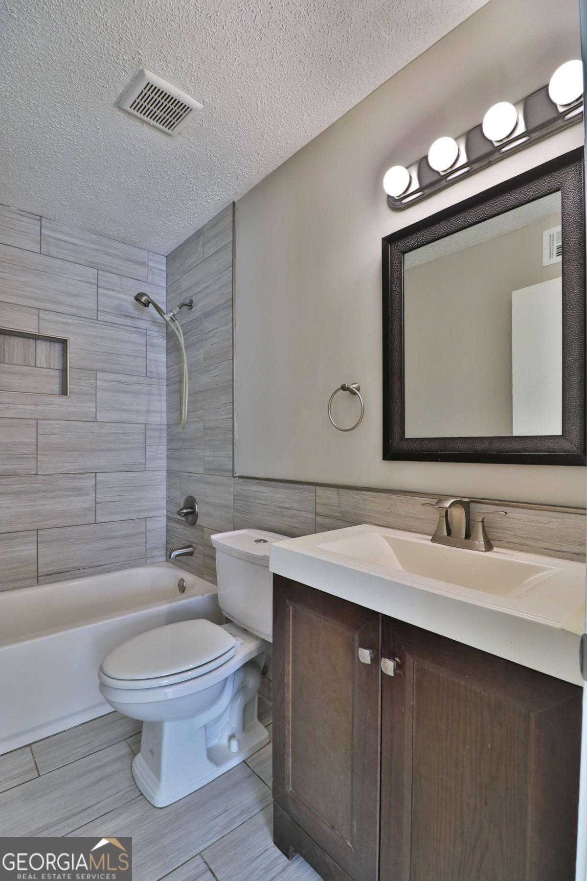 1412 Huntingdon Chase Sandy Springs GA 30350