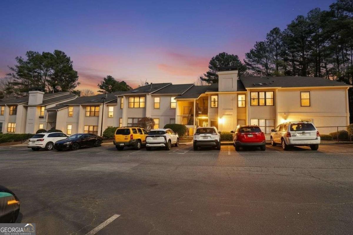 1412 Huntingdon Chase Sandy Springs GA 30350