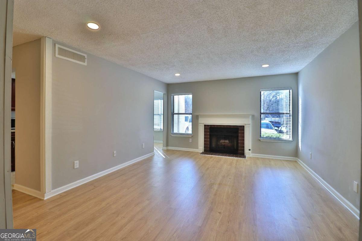 1412 Huntingdon Chase Sandy Springs GA 30350
