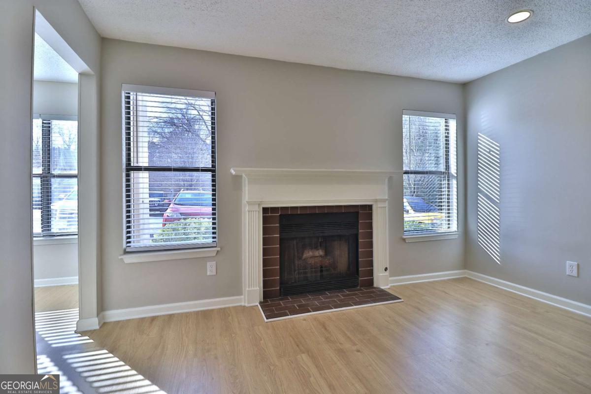 1412 Huntingdon Chase Sandy Springs GA 30350