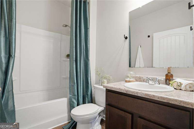 3869 Makeover Court Atlanta GA 30349