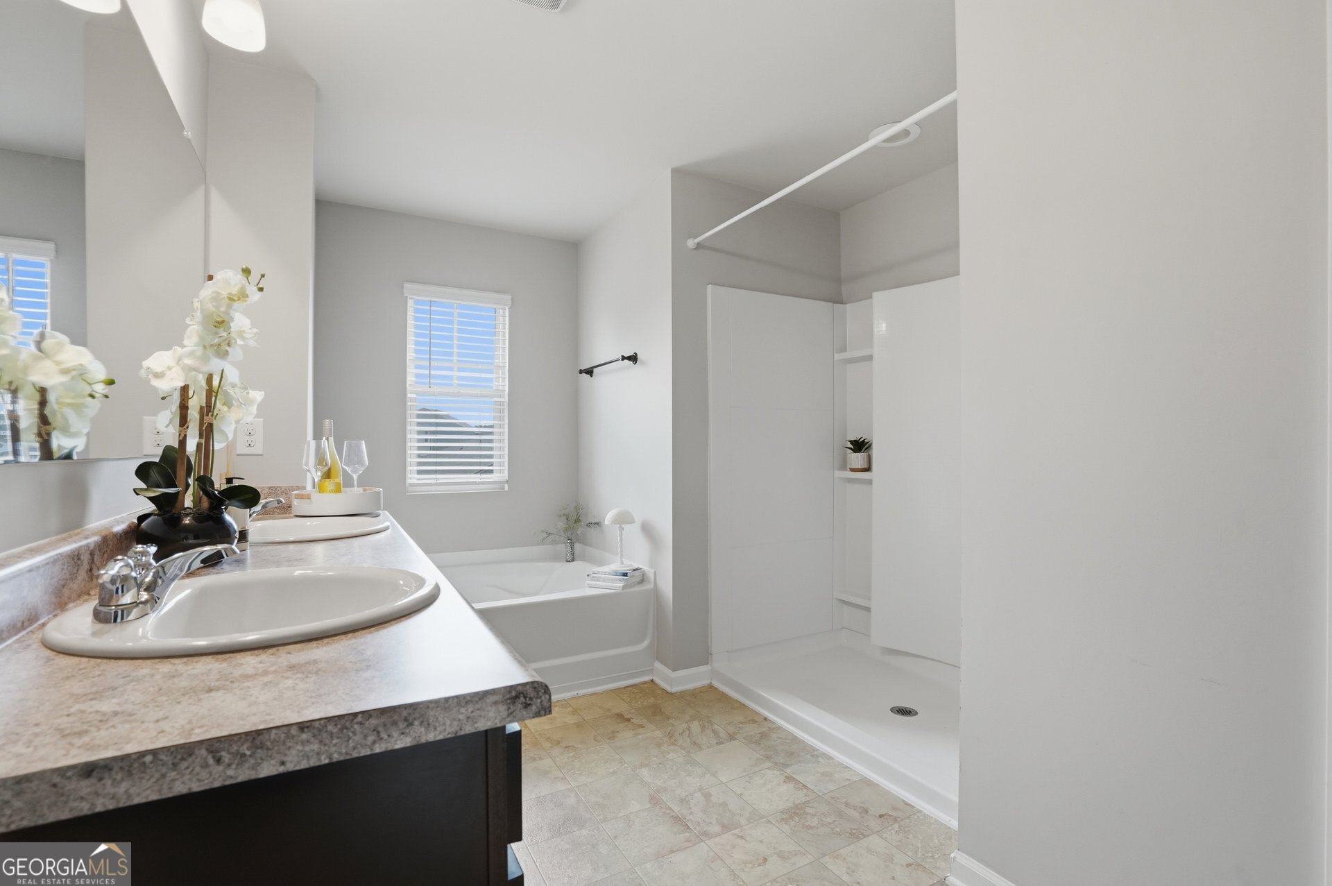 3869 Makeover Court Atlanta GA 30349