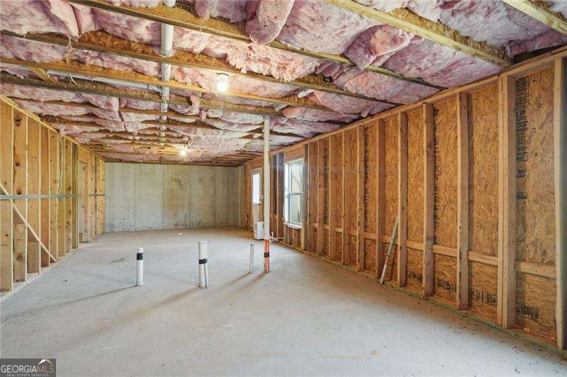 3869 Makeover Court Atlanta GA 30349