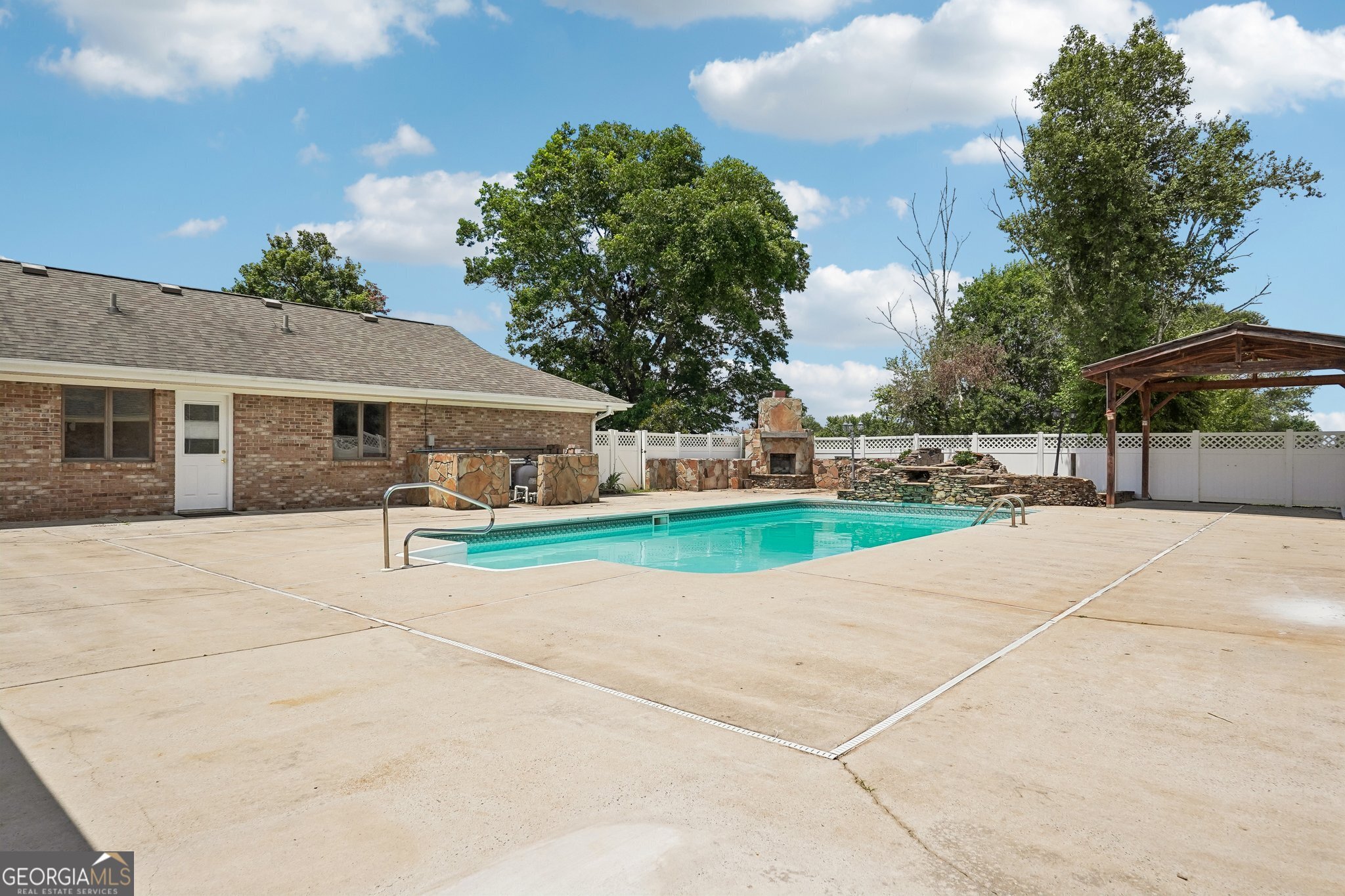 95 Irish Hill Court Concord GA 30206
