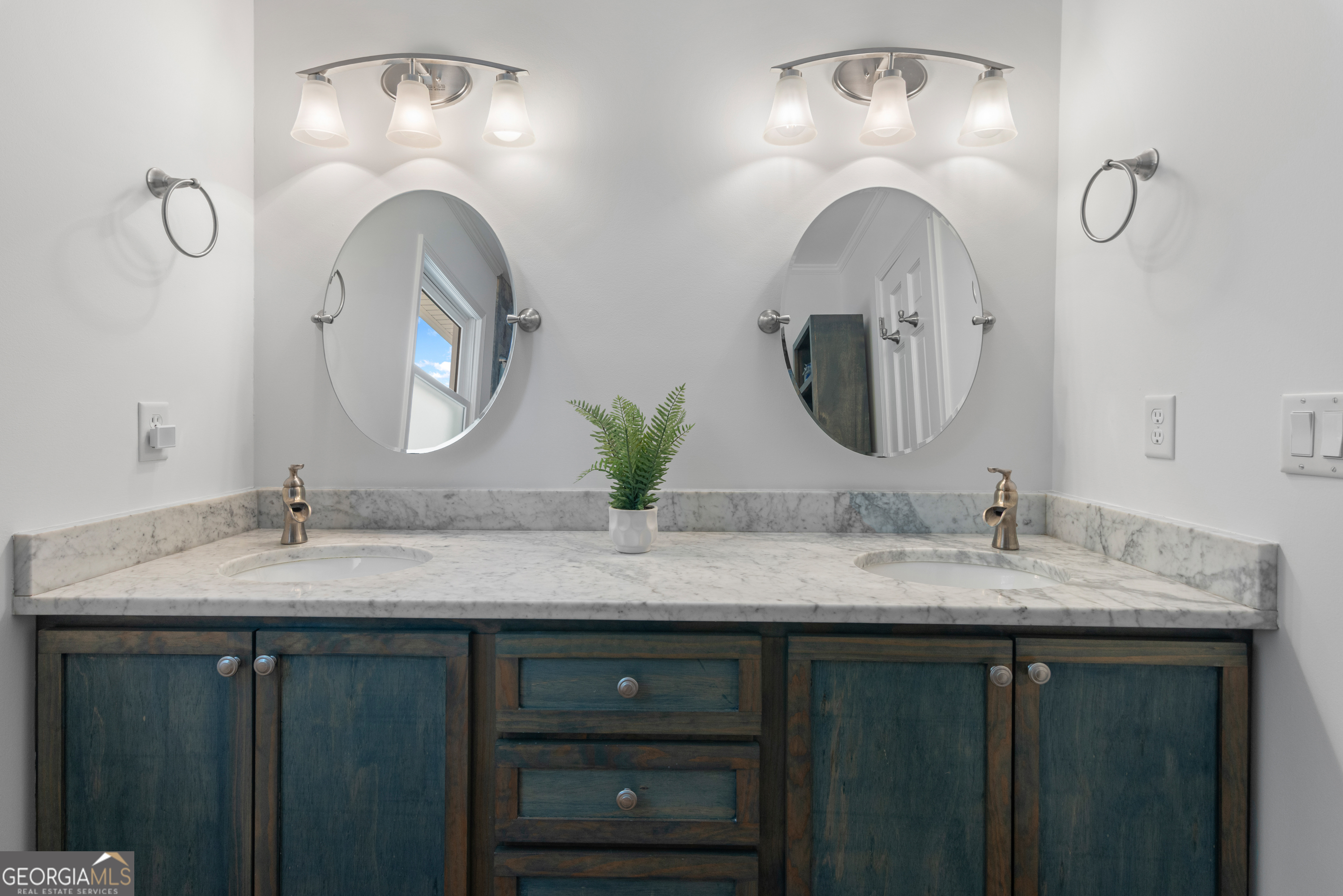 2303 Fenhurst Place Atlanta GA 30338