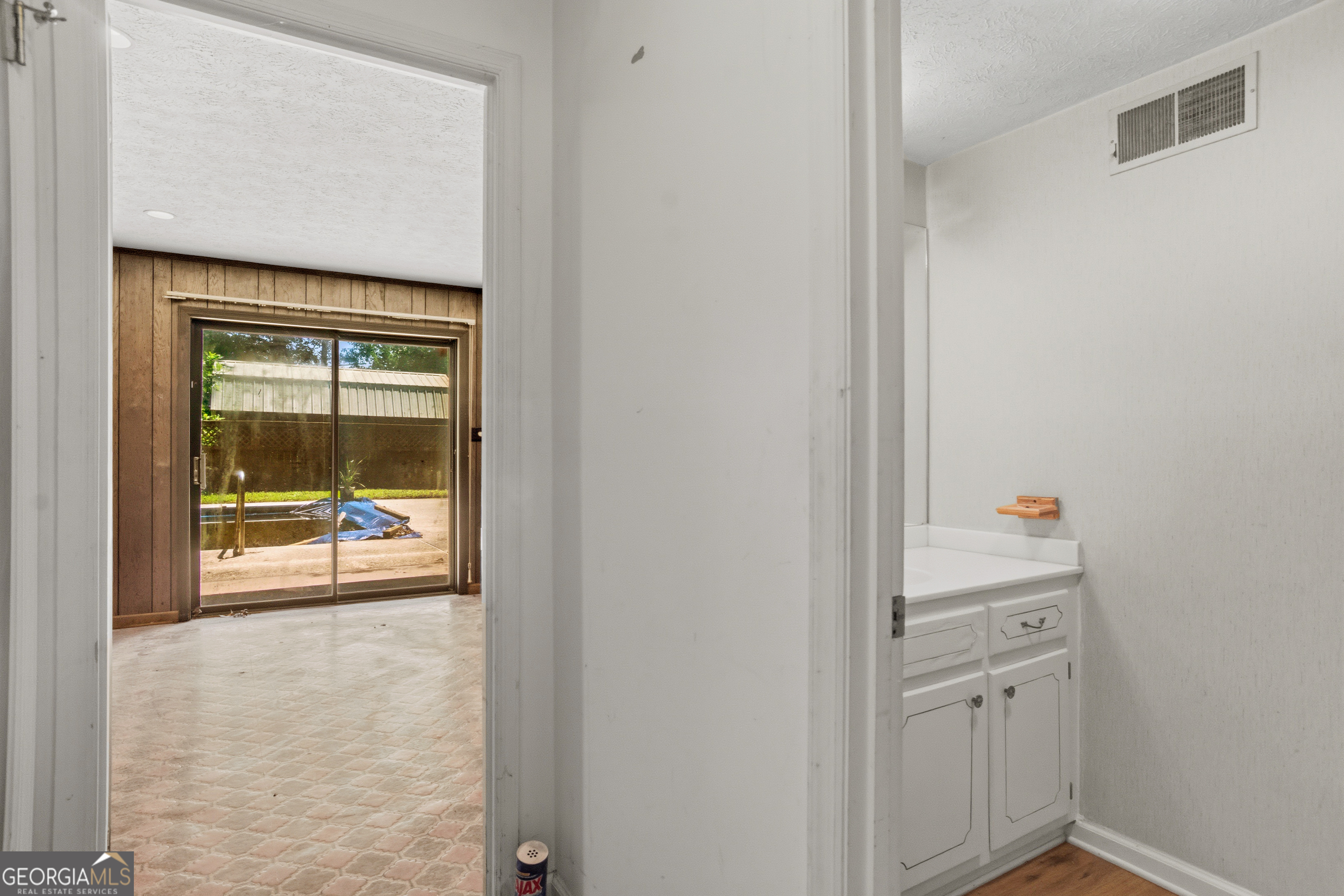 906 Evergreen Drive Sandersville GA 31082