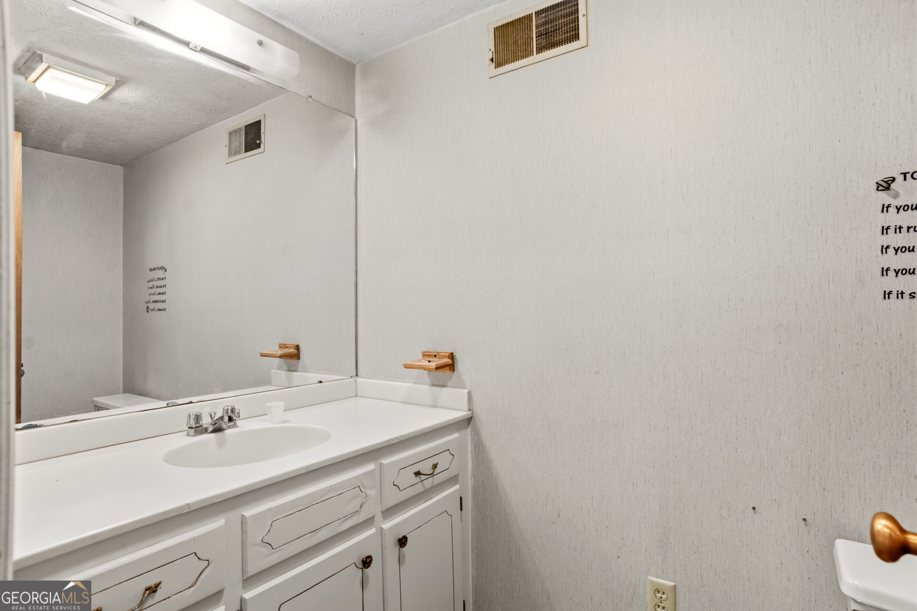 906 Evergreen Drive Sandersville GA 31082