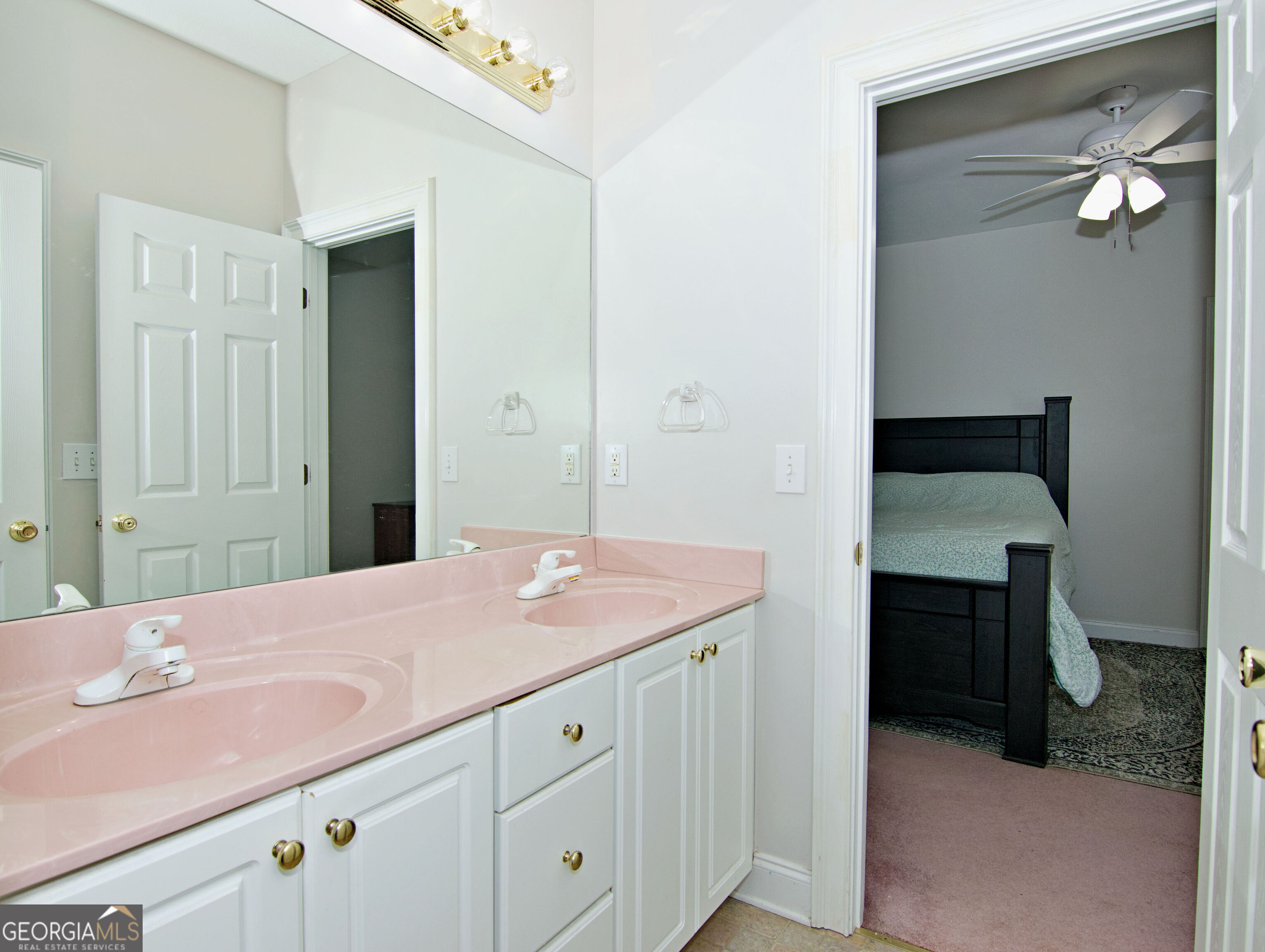 7893 Athens Road Carnesville GA 30521