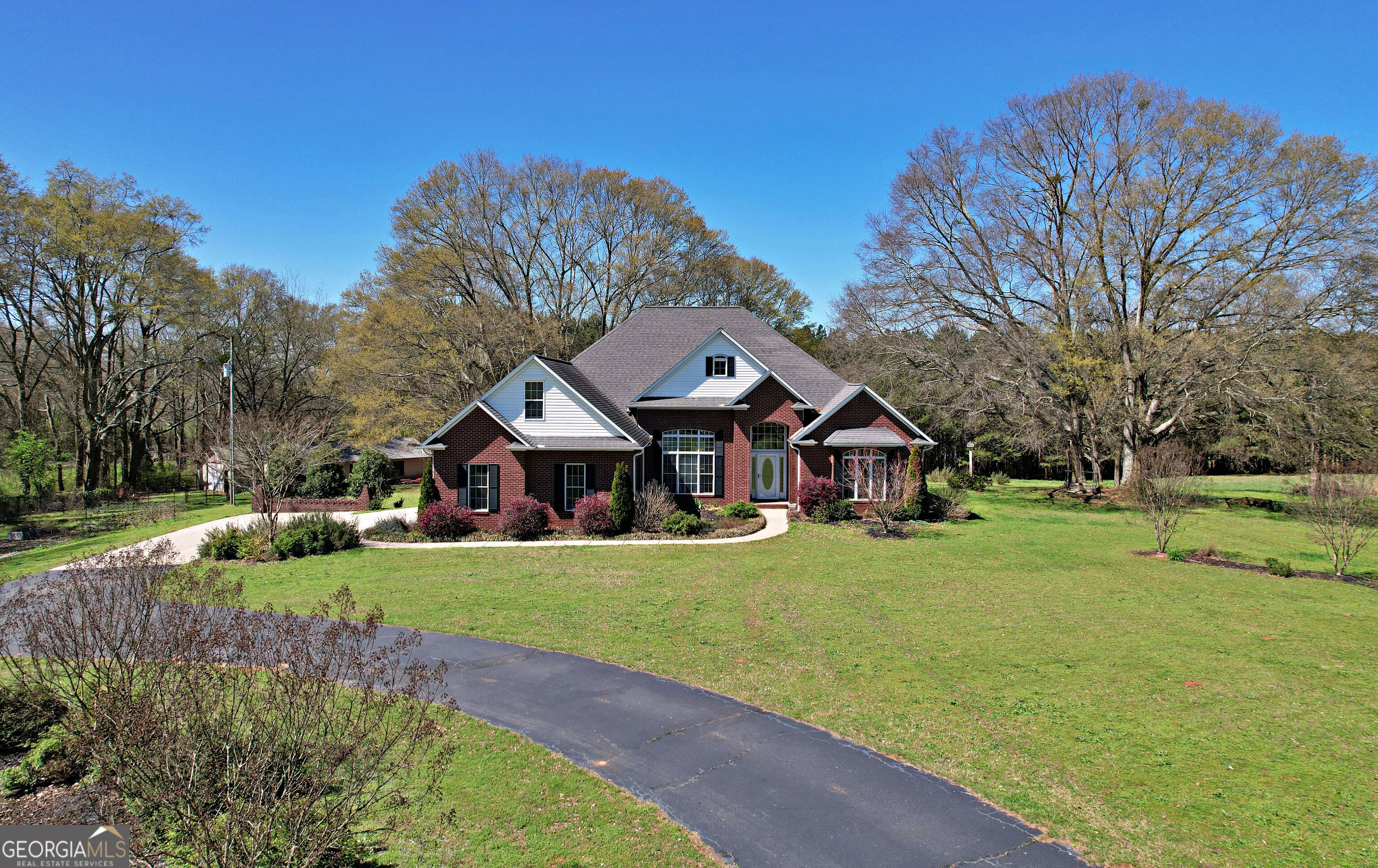 7893 Athens Road Carnesville GA 30521