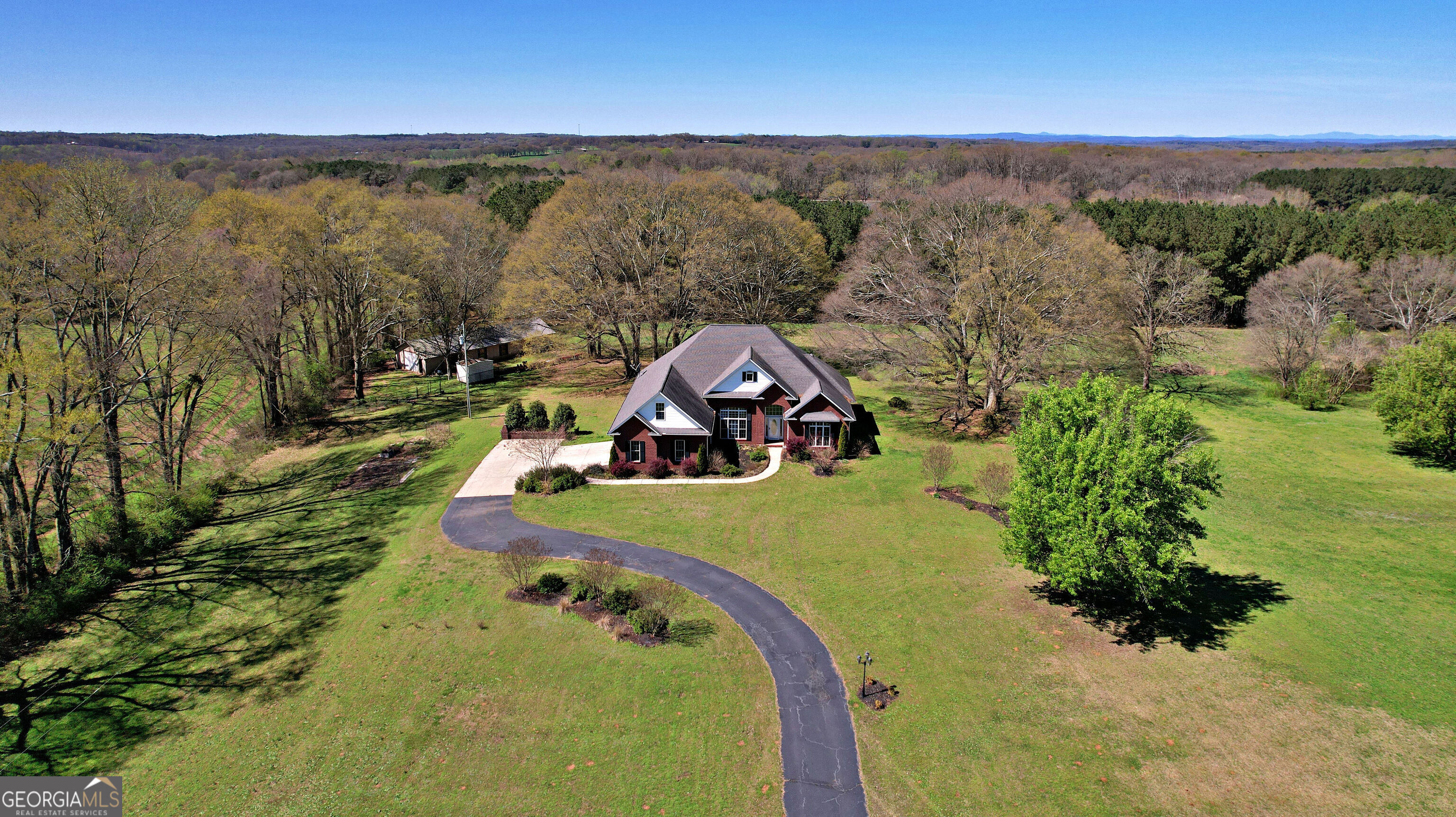 7893 Athens Road Carnesville GA 30521