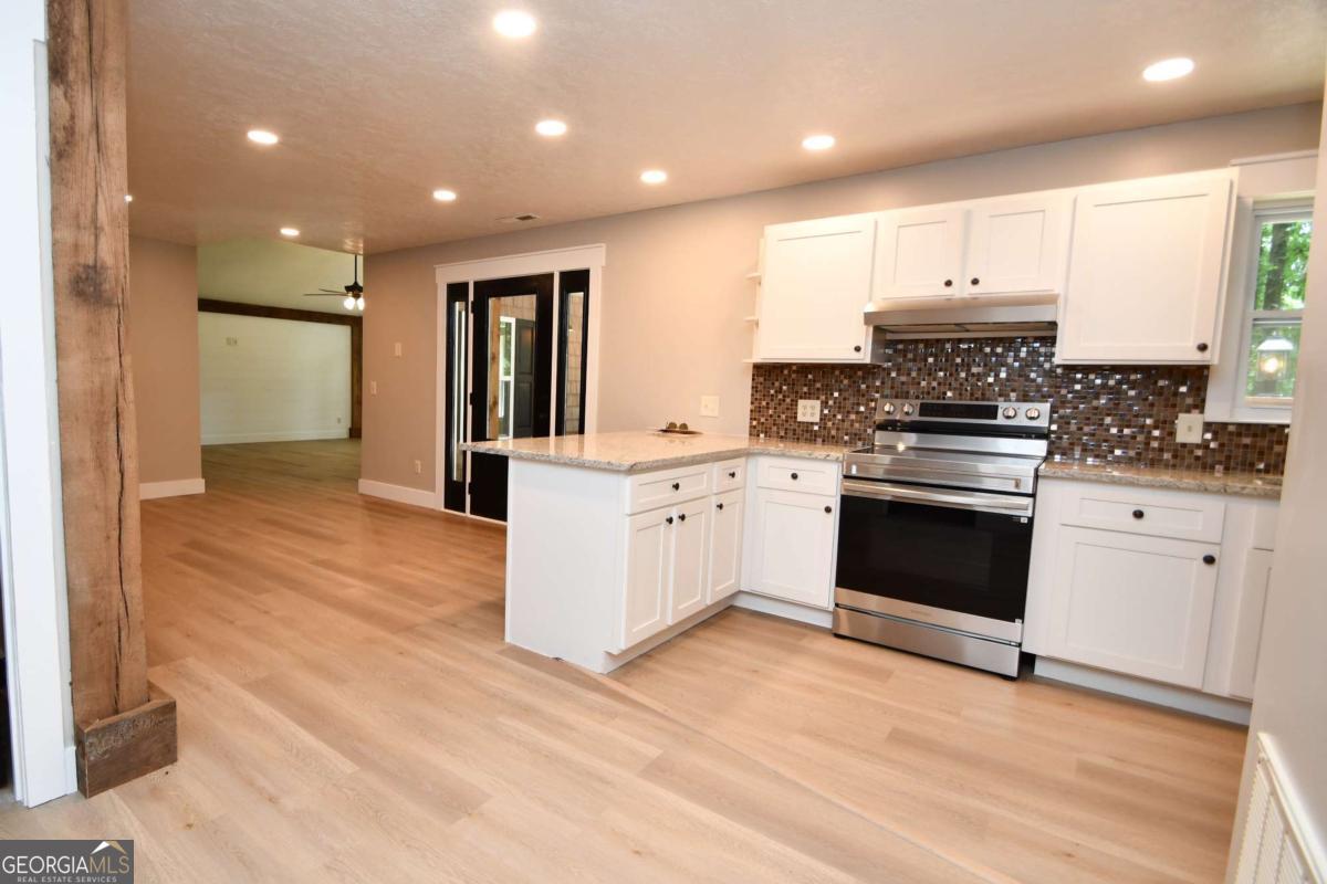 257 Lake Place Drive Lavonia GA 30553