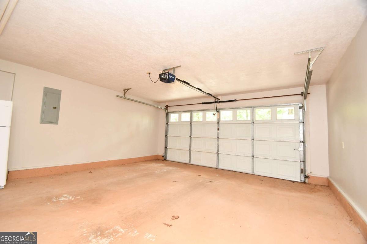 257 Lake Place Drive Lavonia GA 30553
