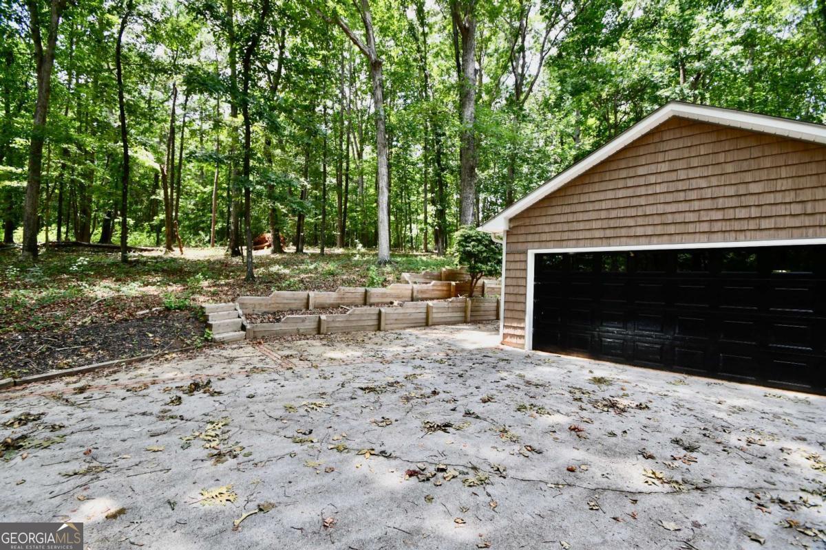 257 Lake Place Drive Lavonia GA 30553