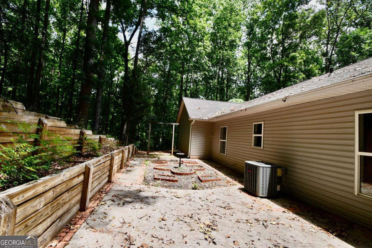 257 Lake Place Drive Lavonia GA 30553