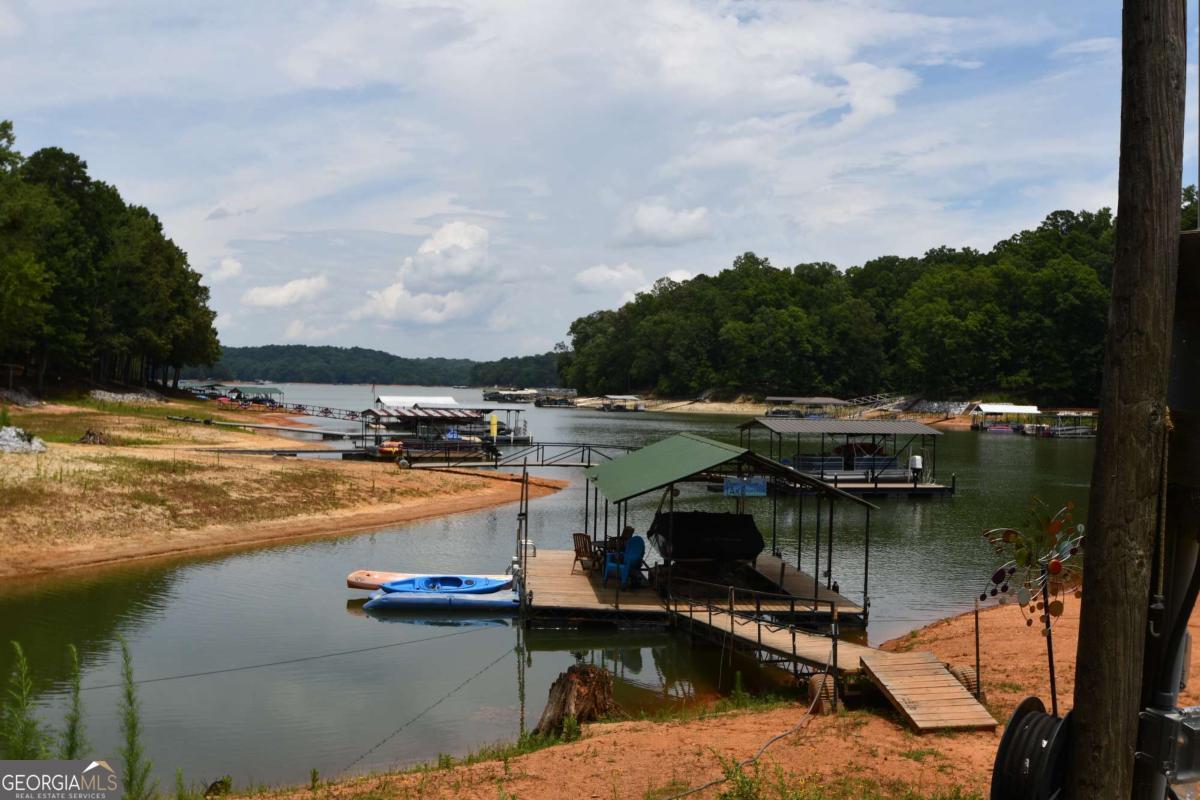 257 Lake Place Drive Lavonia GA 30553