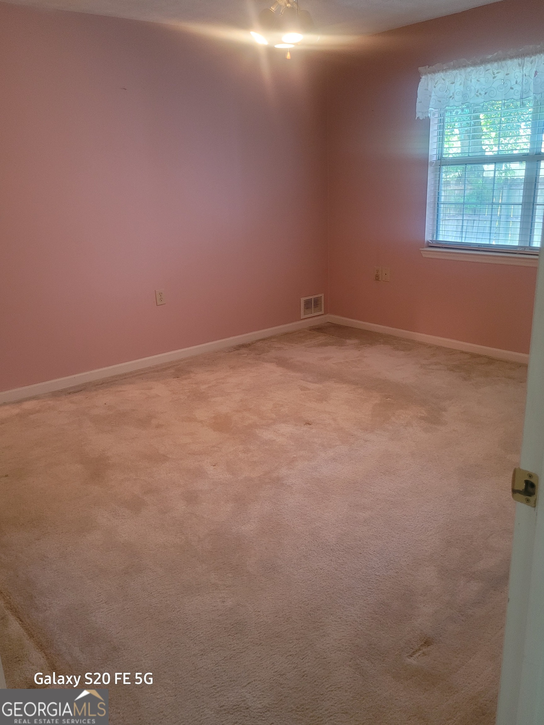 6847 Oak View Court Riverdale GA 30274