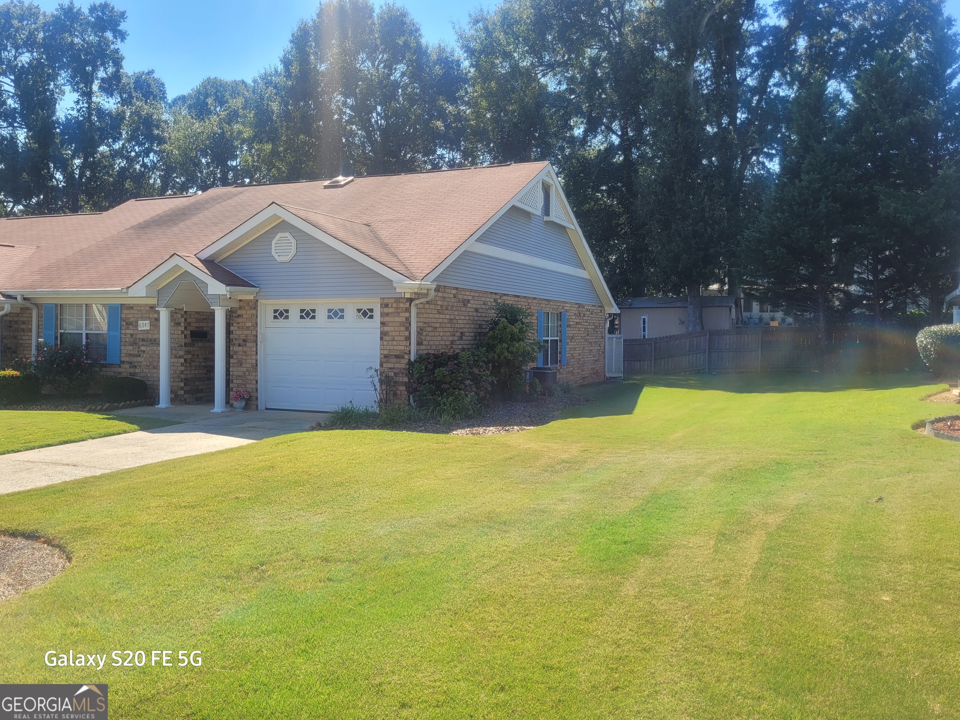 6847 Oak View Court Riverdale GA 30274