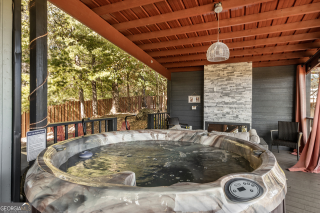 85 Foster Cove Road Blue Ridge GA 30513