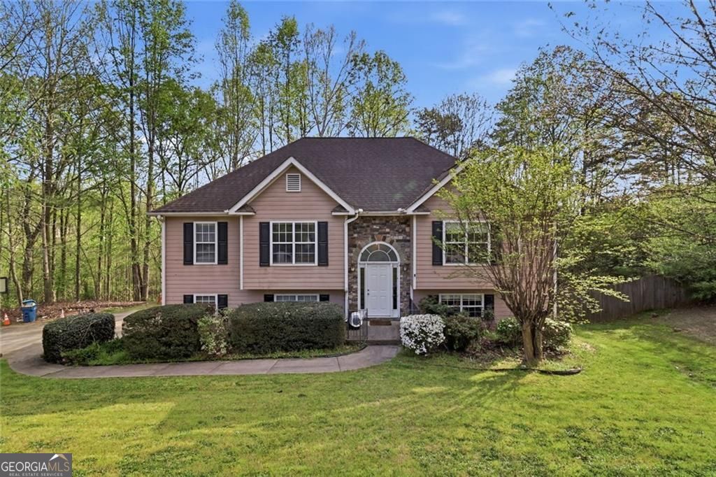 1235 Smoke Hill Lane Hoschton GA 30548